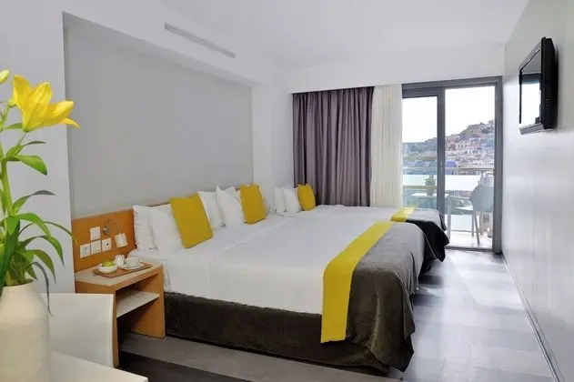 Standard Üç Kişilik Oda, Şehir Manzaralı