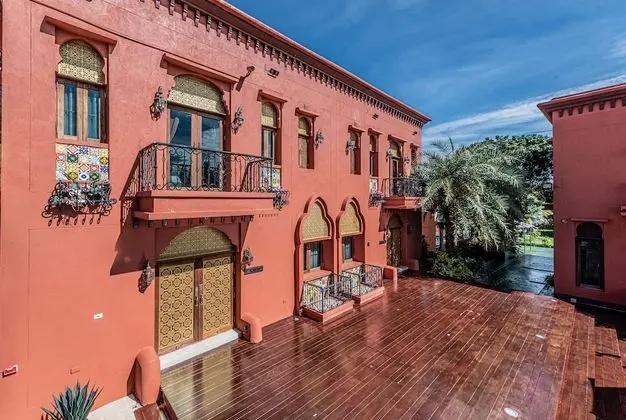 Executive Villa