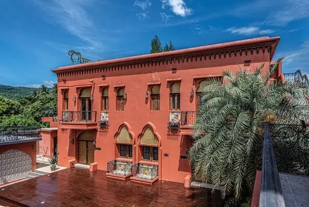 Executive Villa