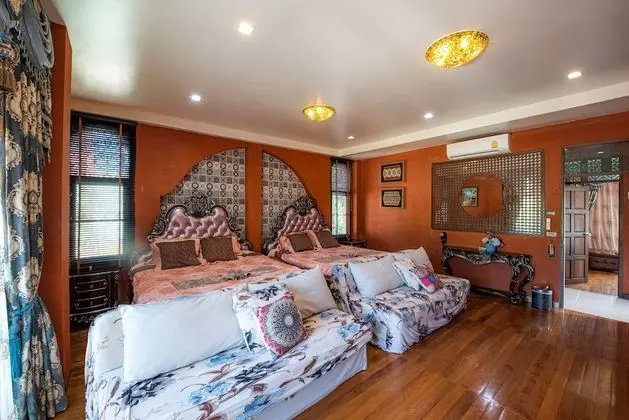 Signature Villa