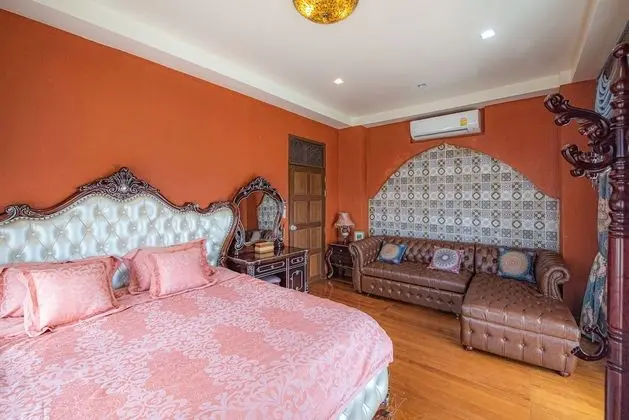 Signature Villa