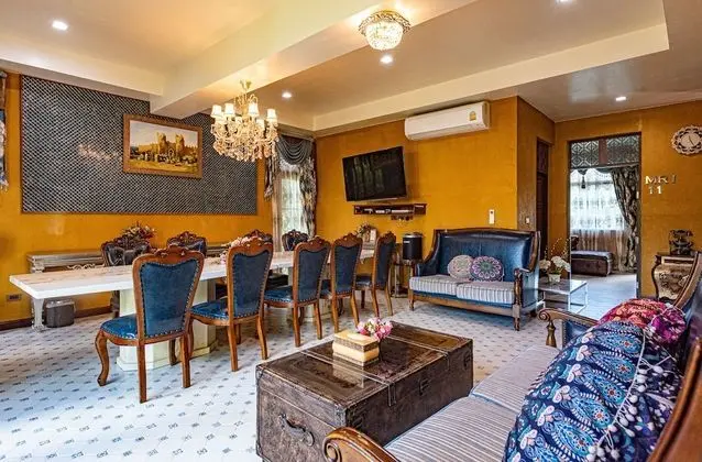 Signature Villa