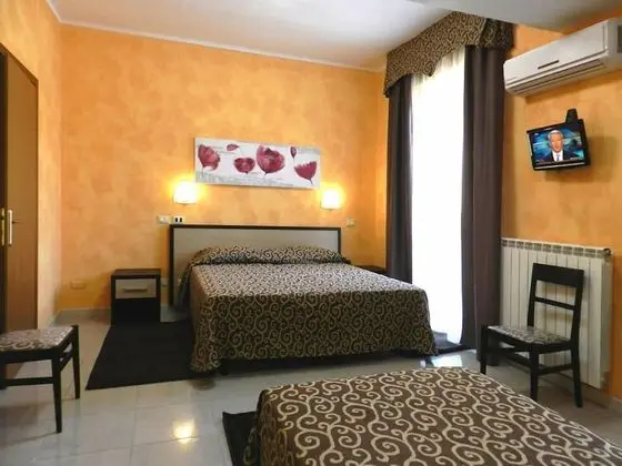 Standard Üç Kişilik Oda