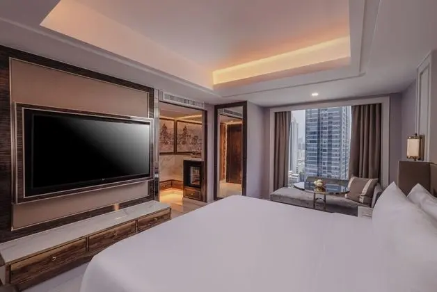 Deluxe Tek Büyük Yataklı Oda