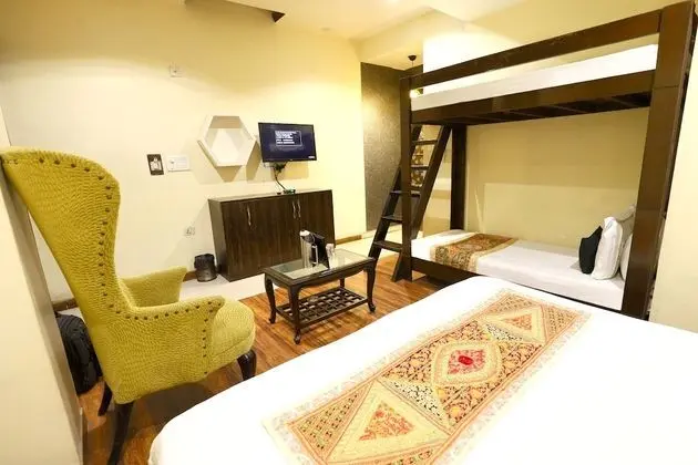 Family Dört Kişilik Oda