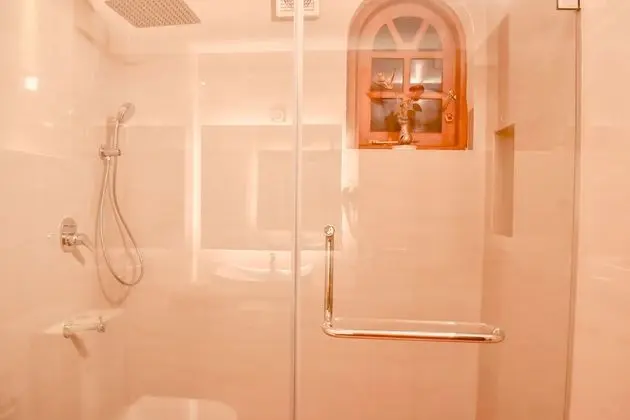 Deluxe Tek Büyük Yataklı Oda, 1 En Büyük (King) Boy Yatak, Engellilere Uygun