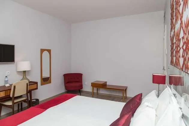 Tek Büyük veya İki Ayrı Yataklı Oda