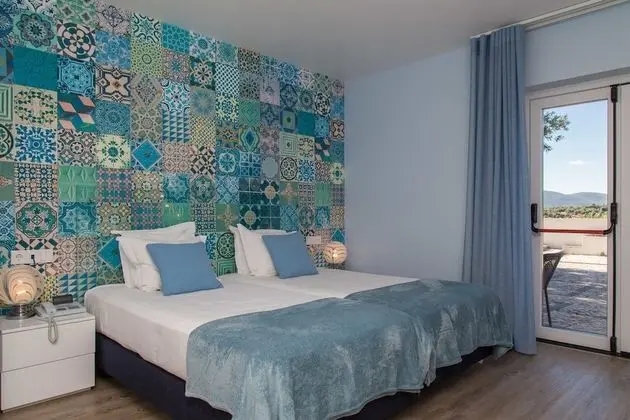 Tek Büyük veya İki Ayrı Yataklı Oda, Engellilere Uygun, Dağ Manzaralı