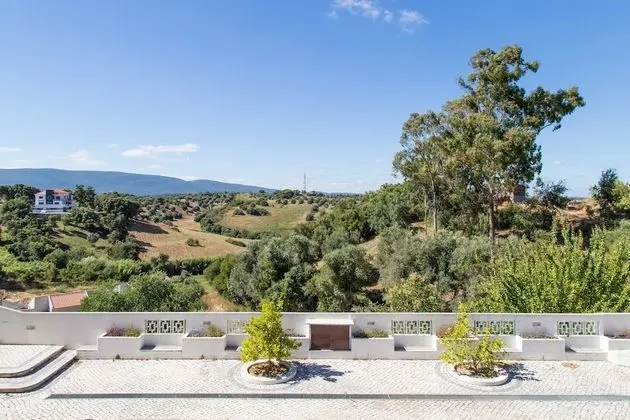 Tek Büyük Yataklı Oda, Dağ Manzaralı