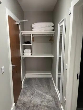 Tek Büyük Yataklı Oda