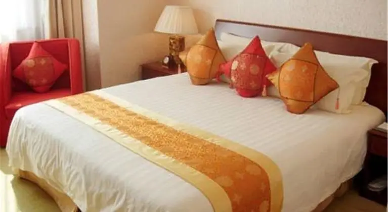 1 Çift Kişilik Veya 2 Tek Kişilik Yatak Club