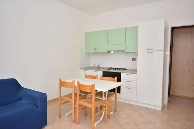 Apart Daire, 1 Yatak Odası, Sigara İçilmez, Köşe