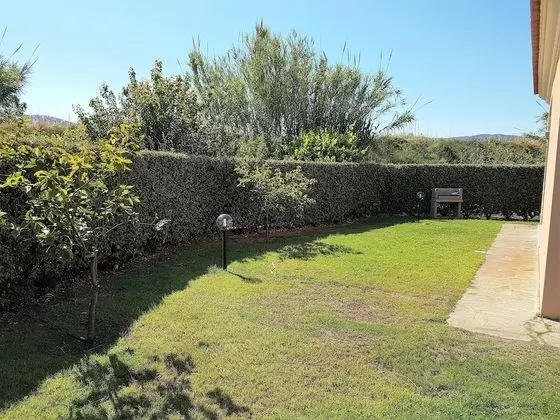 Apart Daire, 1 Yatak Odası, Sigara İçilmez, Köşe