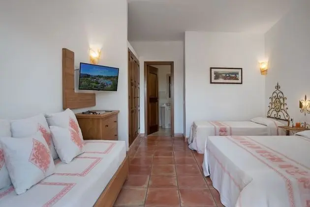 Camera Family Deluxe