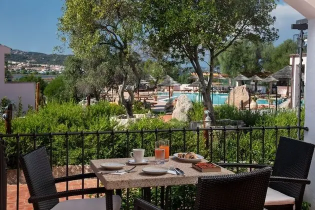 Camera Family Deluxe