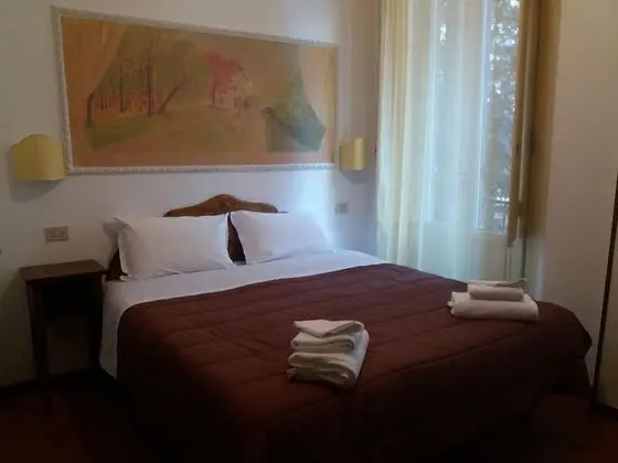 1 Çift Kişilik Veya 2 Tek Kişilik Yatak Standard