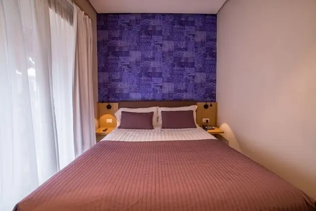 Tek Büyük Yataklı Oda, Balkon