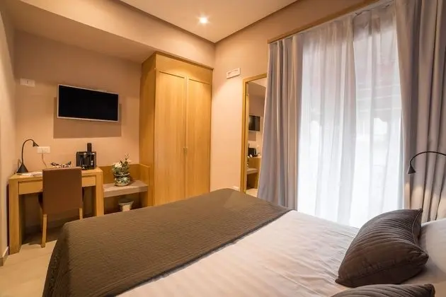 Tek Büyük Yataklı Oda, Balkon