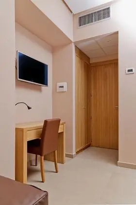 Tek Büyük Yataklı Oda, Balkon