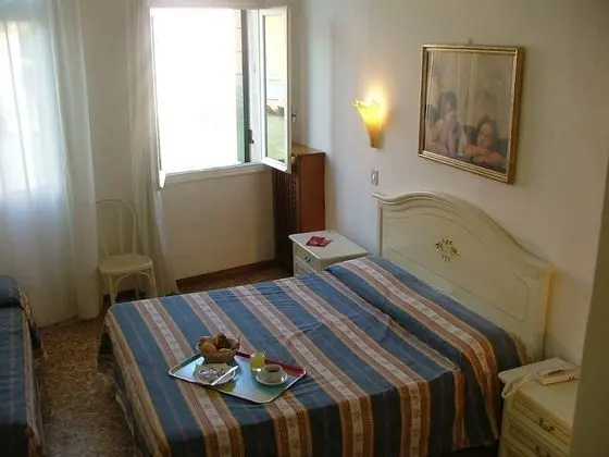 Üç Kişilik Oda, Özel Banyo