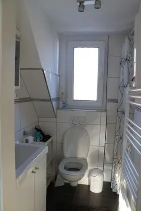 Basic Apart Daire, Ortak Banyo