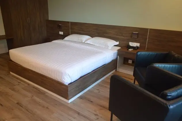 Deluxe Tek Büyük Yataklı Oda