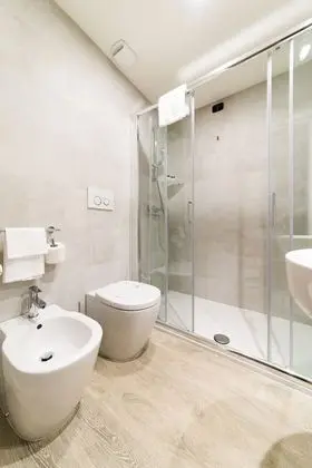 Standard Tek Büyük veya İki Ayrı Yataklı Oda