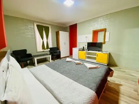 Deluxe Stüdyo Süit