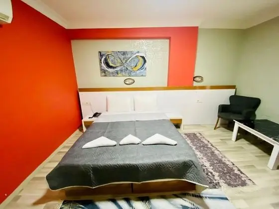 Deluxe Stüdyo Süit