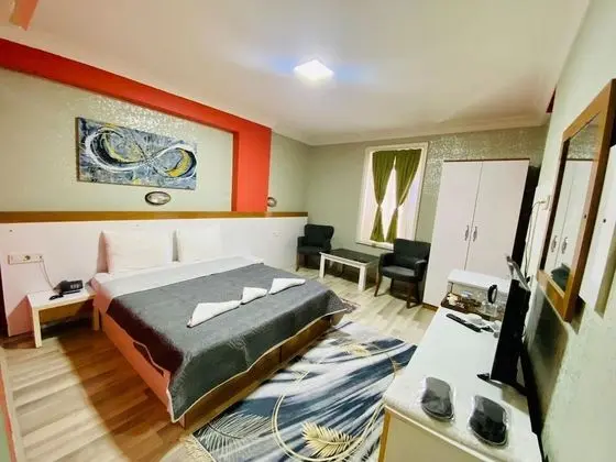 Deluxe Stüdyo Süit