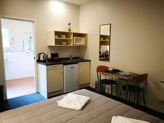 Standard Stüdyo, Sigara İçilmez, Küçük Mutfak (Studio)