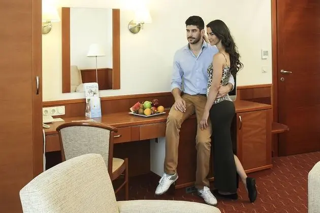 Deluxe Üç Kişilik Oda