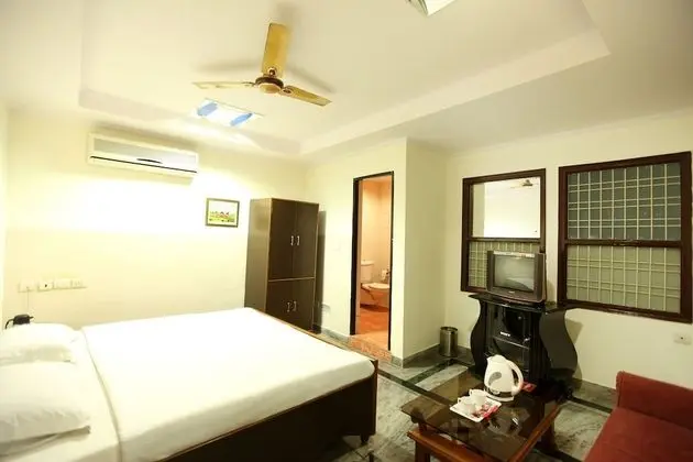 Deluxe Oda, 1 En Büyük (King) Boy Yatak