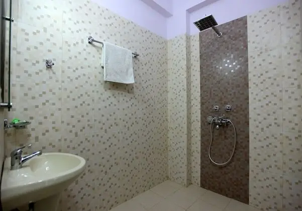 Family Tek Büyük Yataklı Oda