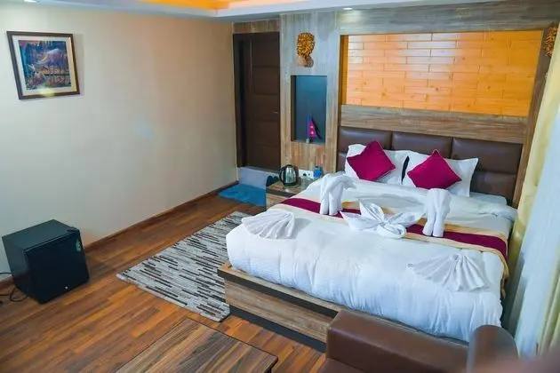 Deluxe Tek Büyük Yataklı Oda
