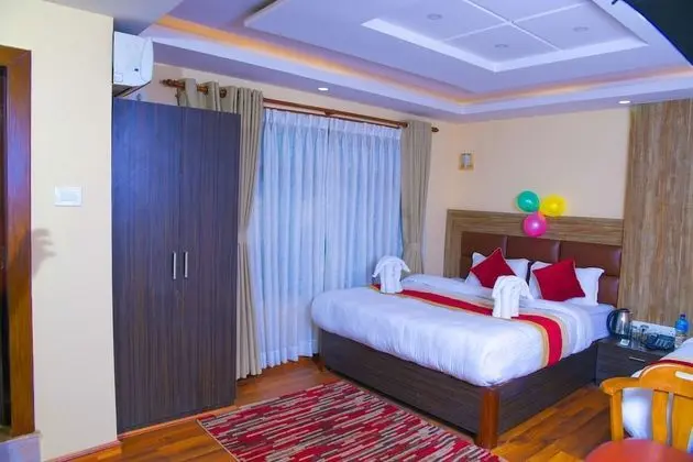 Deluxe Tek Büyük Yataklı Oda