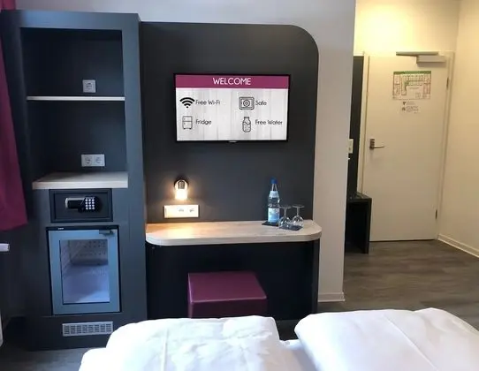 Comfort Tek Büyük Yataklı Oda