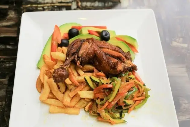 Presidential Apart Daire, Mutfak, Göl Manzaralı