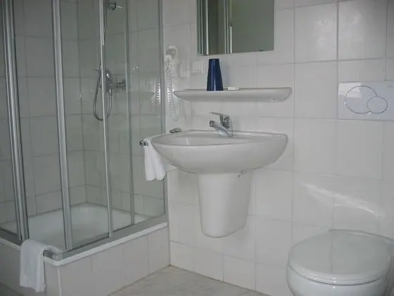 Classic Üç Kişilik Oda