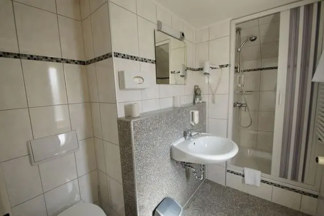 Standard Tek Büyük veya İki Ayrı Yataklı Oda, 1 Yatak Odası