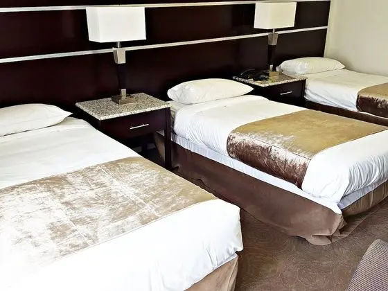 Üç Kişilik Oda