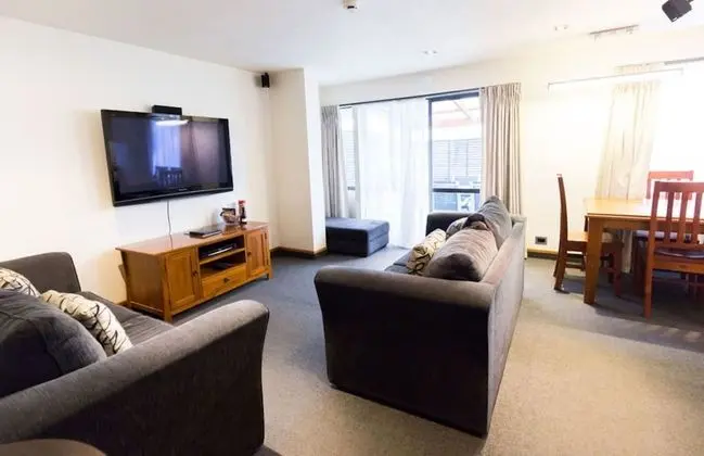 Premium Apart Daire, 2 Yatak Odası, 2 Banyolu, Avlu Manzaralı