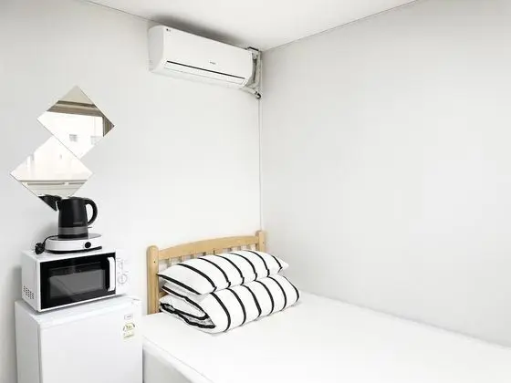 Basic Tek Kişilik Oda, 1 Yatak Odası, Sigara İçilmez, Avlu Manzaralı