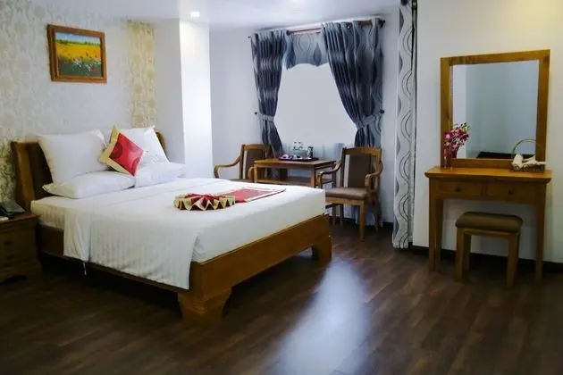 Deluxe Tek Büyük Yataklı Oda