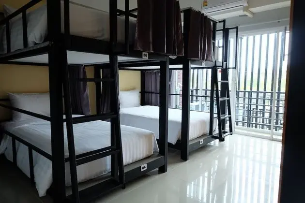 4-Bed Dormitory