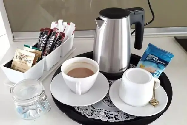 Presidential Apart Daire, Mutfak, Göl Manzaralı