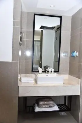 Deluxe Tek Büyük veya İki Ayrı Yataklı Oda