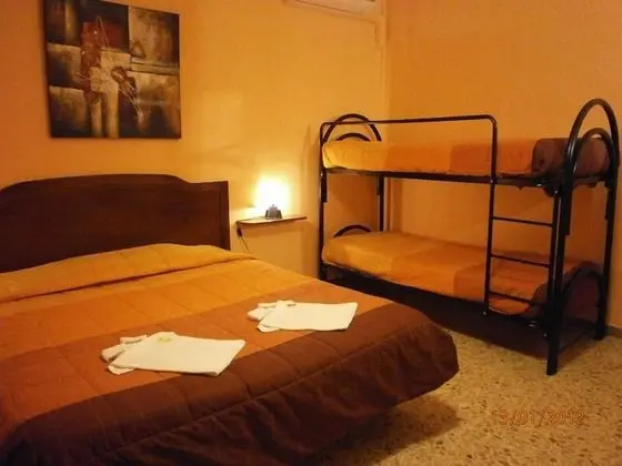 Dört Kişilik Oda, Banyolu/Duşlu