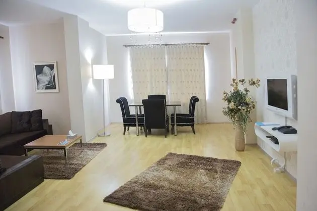 Üç Kişilik Oda