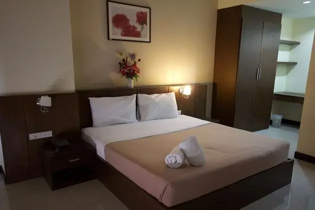 One bedroom grand suite